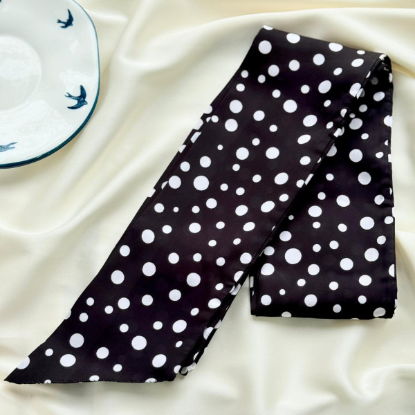 Шёлковый шарф в горошек