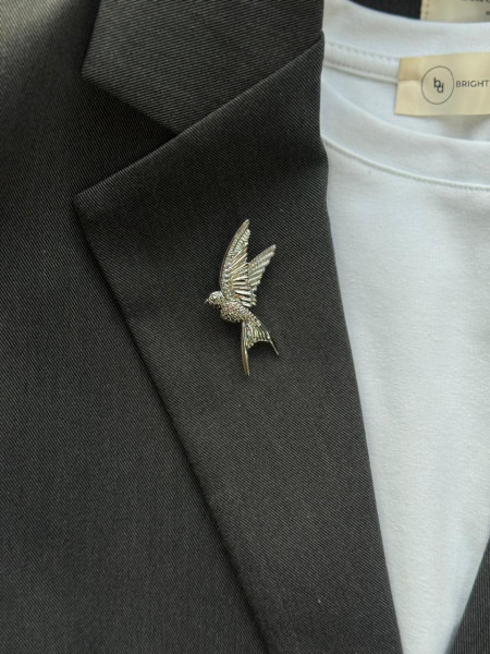 Брошь птица