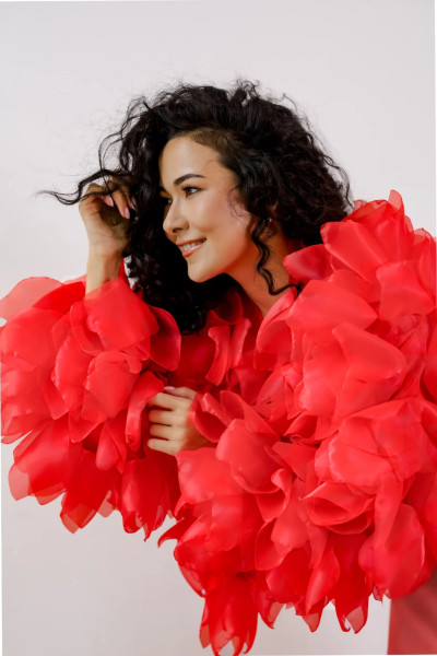 Бомбер из красной органзы