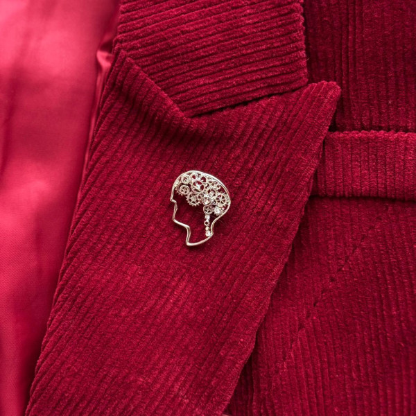 Брошь интеллект в серебре