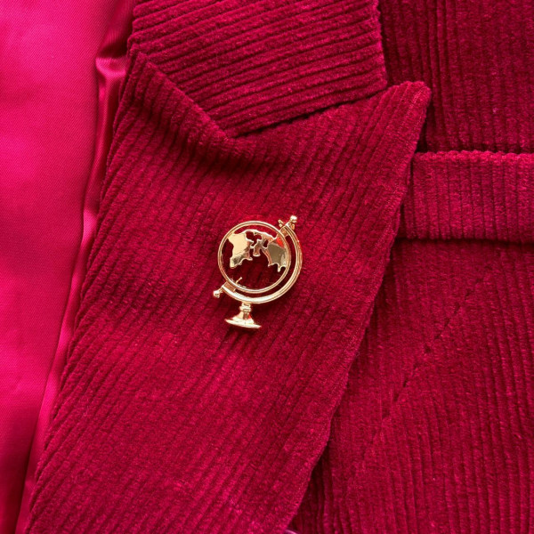 Брошь Глобус в золоте