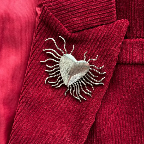 Брошь  сердце серебряное