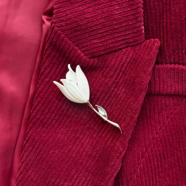 Брошь тюльпан белый