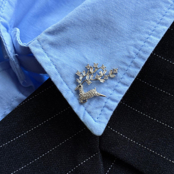 Брошь-пин «Серебряный олень»